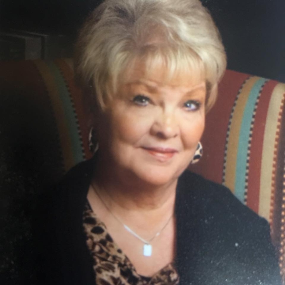 Meet your Posher, Dee